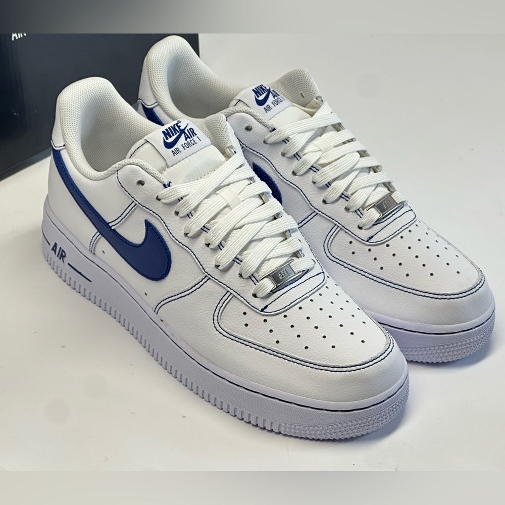 Nike Air Force 1 Low '07 LV8 White Deep Royal Blue - Picture 5 of 7